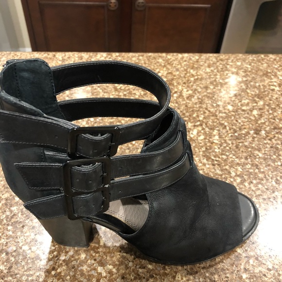 Gianni Bini bootie size 7.5 - Picture 3 of 9